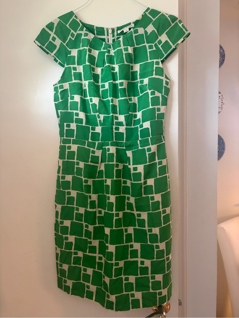 ‘Vintage’ Banana Republic Silk Green Geometric Cap-Sleeve Sheath Dress